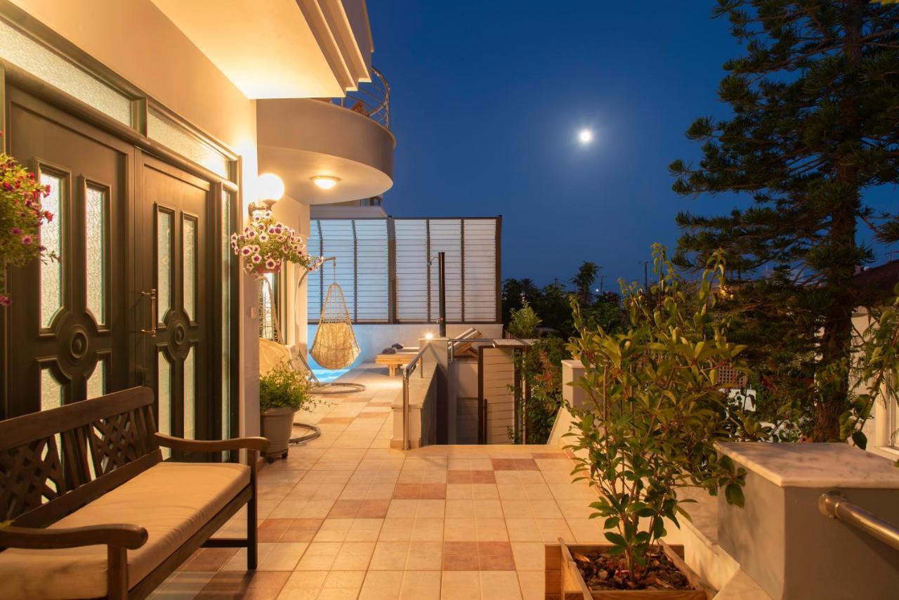 Paradisos Luxury Villas Next To Beach Koutsourás エクステリア 写真