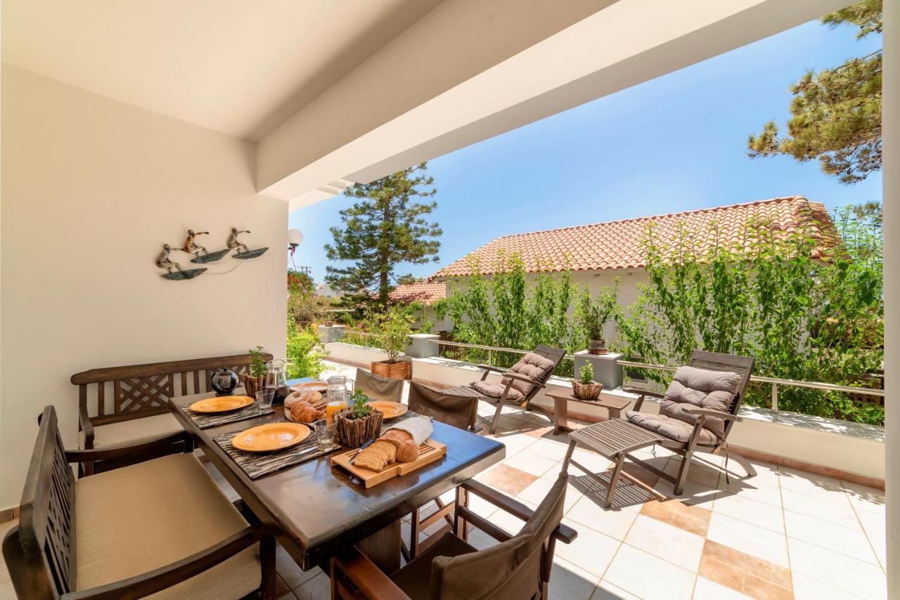 Paradisos Luxury Villas Next To Beach Koutsourás エクステリア 写真