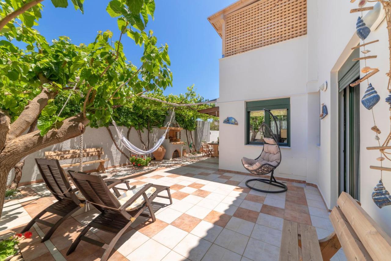 Paradisos Luxury Villas Next To Beach Koutsourás エクステリア 写真