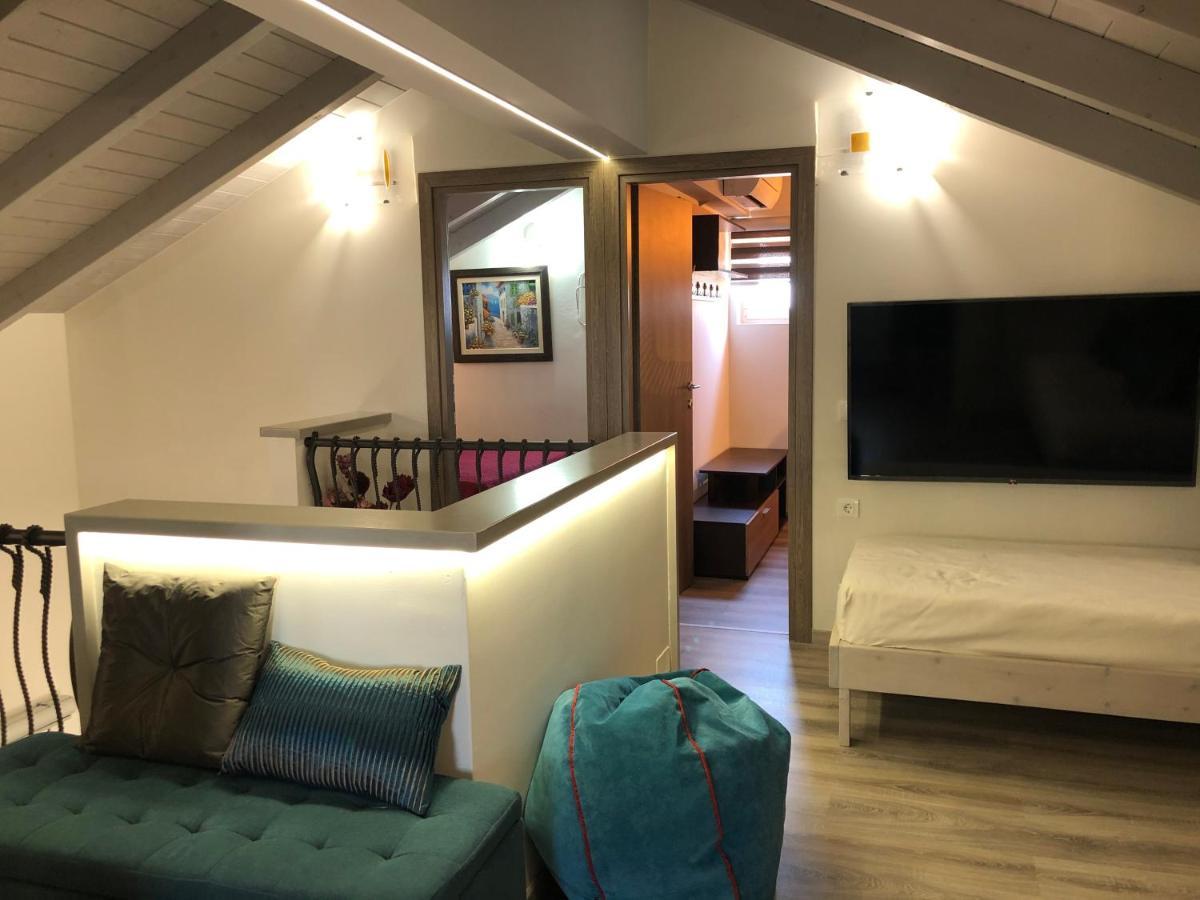 Paradisos Luxury Villas Next To Beach Koutsourás エクステリア 写真