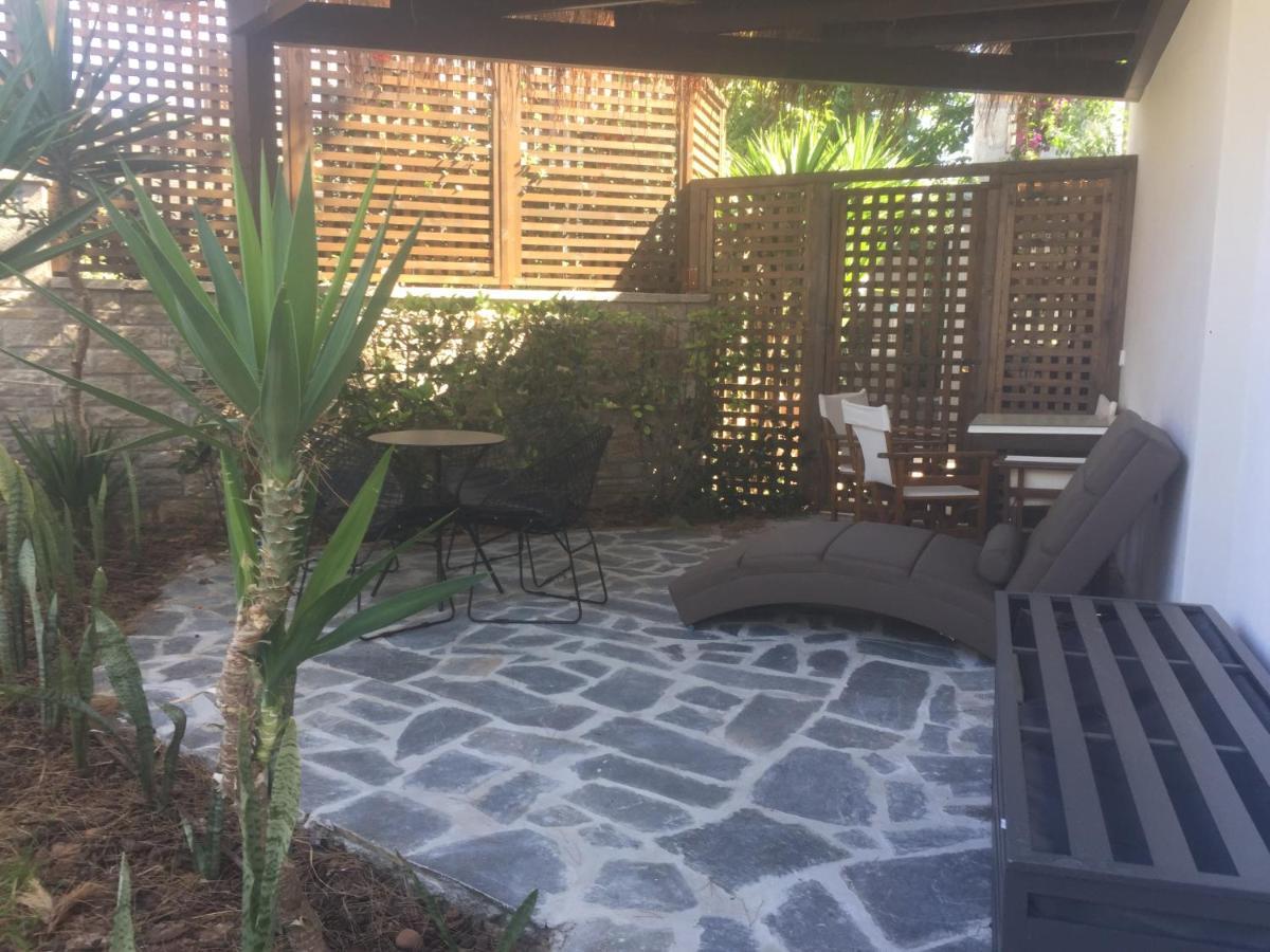 Paradisos Luxury Villas Next To Beach Koutsourás エクステリア 写真