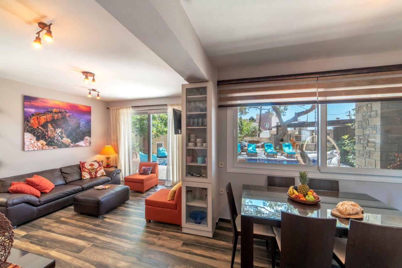 Paradisos Luxury Villas Next To Beach Koutsourás エクステリア 写真