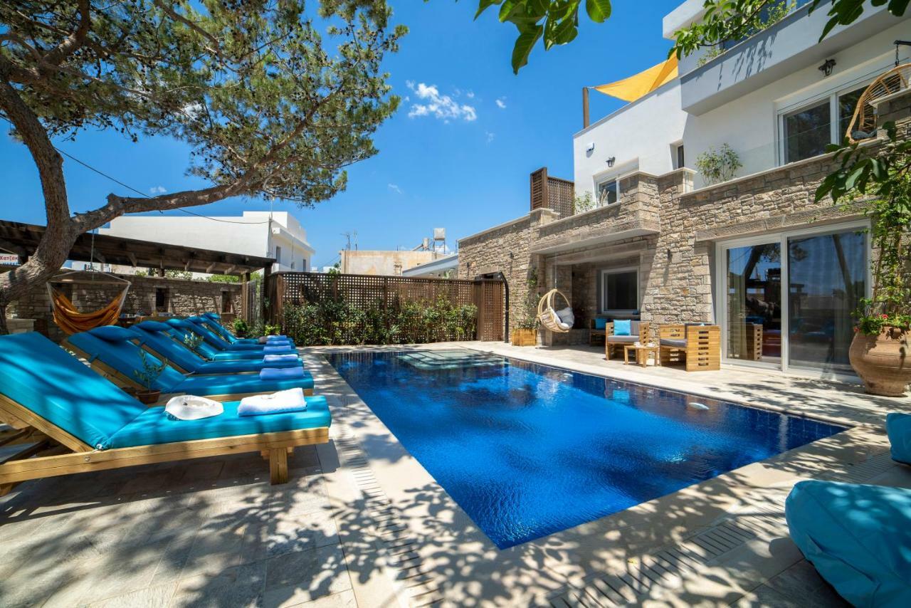 Paradisos Luxury Villas Next To Beach Koutsourás エクステリア 写真